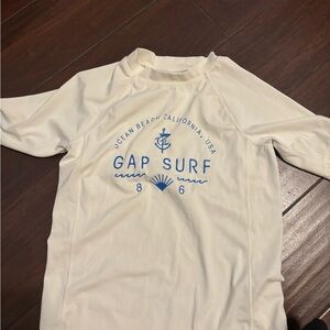 Gap Kids Surf Cream Rash Guard size M (8)